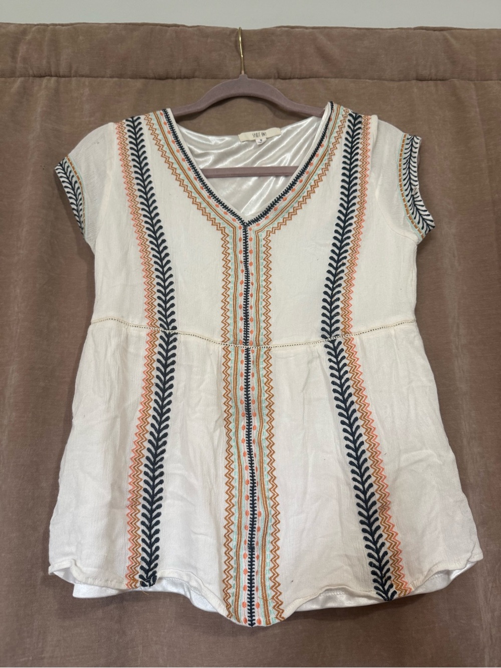 Embroidered V-Neck Cap Sleeve Women’s Top in White with Navy & Rust Accents